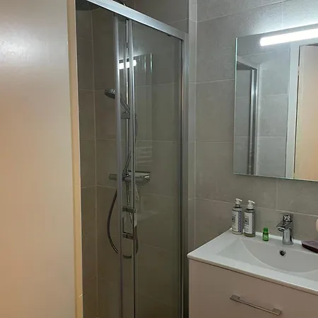 Kerjoa - Maison Familiale Avec Grand Jardin * Αρασόν