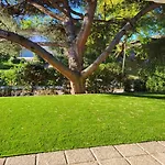 Kerjoa - Maison Familiale Avec Grand Jardin *