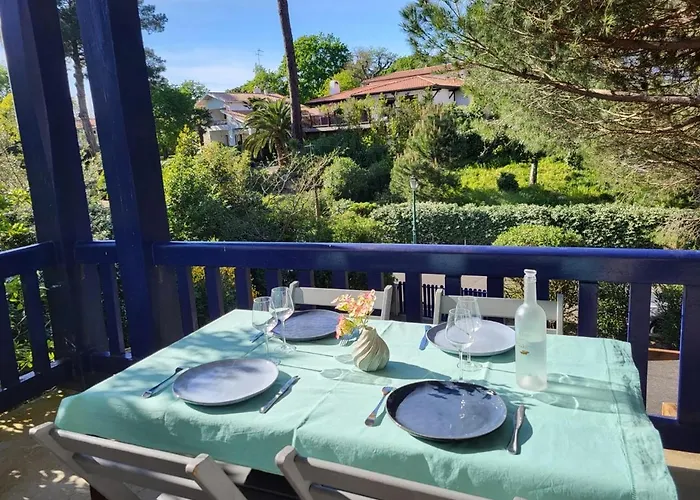 Vakantiehuis Kerjoa - Maison Familiale Avec Grand Jardin *