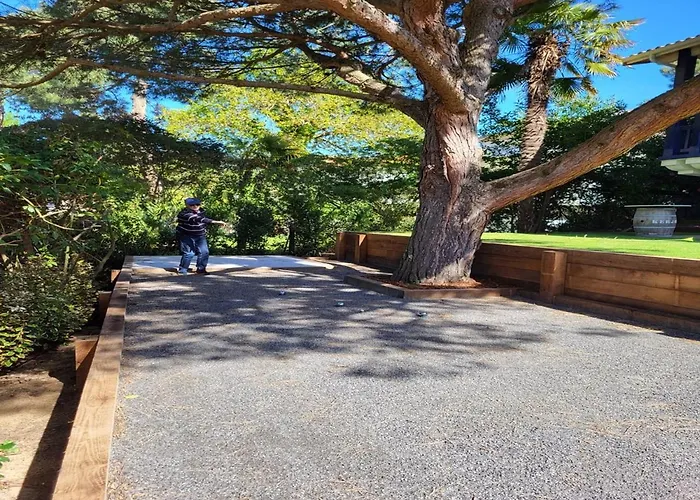 Vakantiehuis Kerjoa - Maison Familiale Avec Grand Jardin *